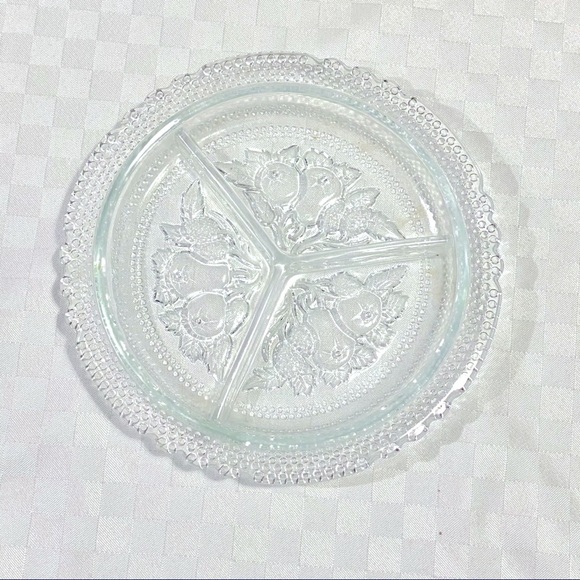 Pressed Glass 8.5 inch Divided Round Relish Dish - Picture 3 of 9